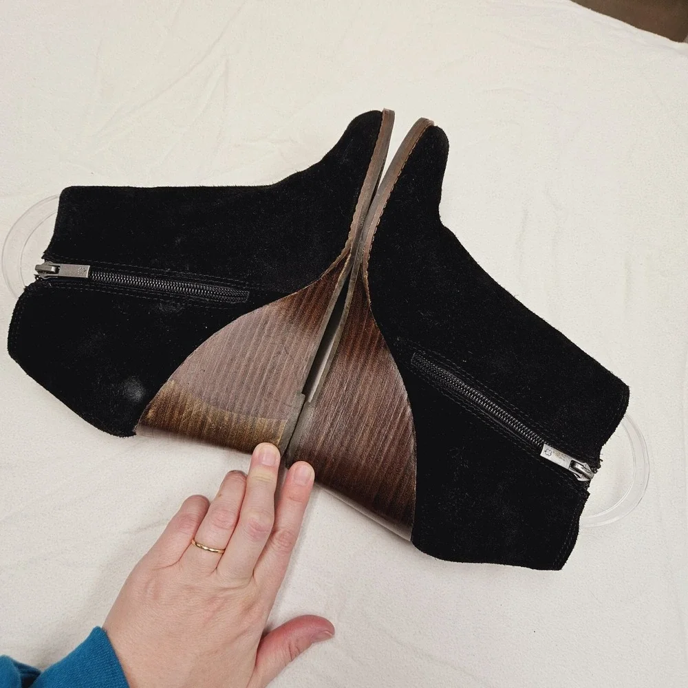 Lucky Brand Black Suede Leather Wedge Heel Ankle Booties Neutral Women's Shoes 8